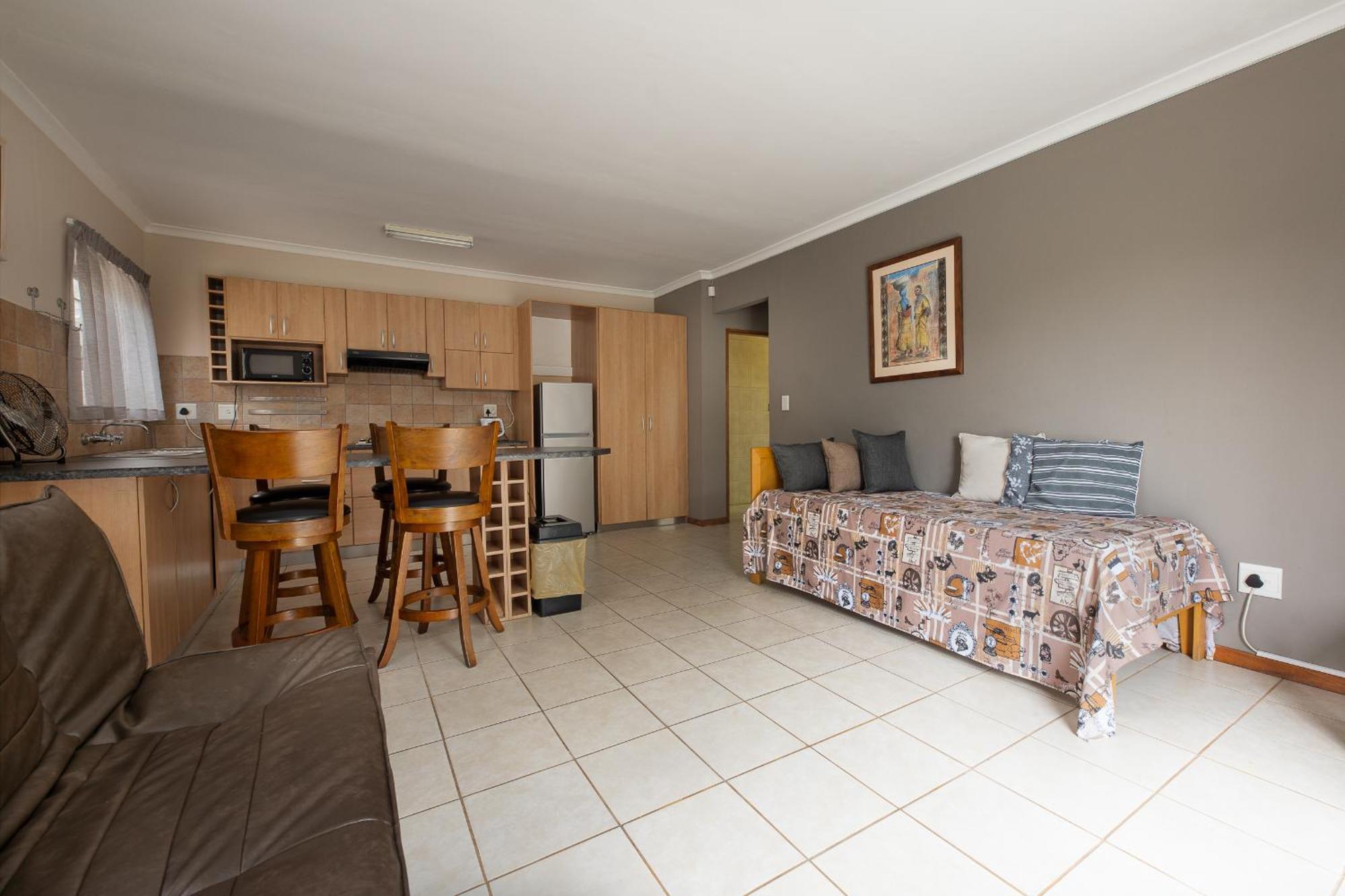 Guesthouse Fischreiher B&B Свакопмунд Экстерьер фото