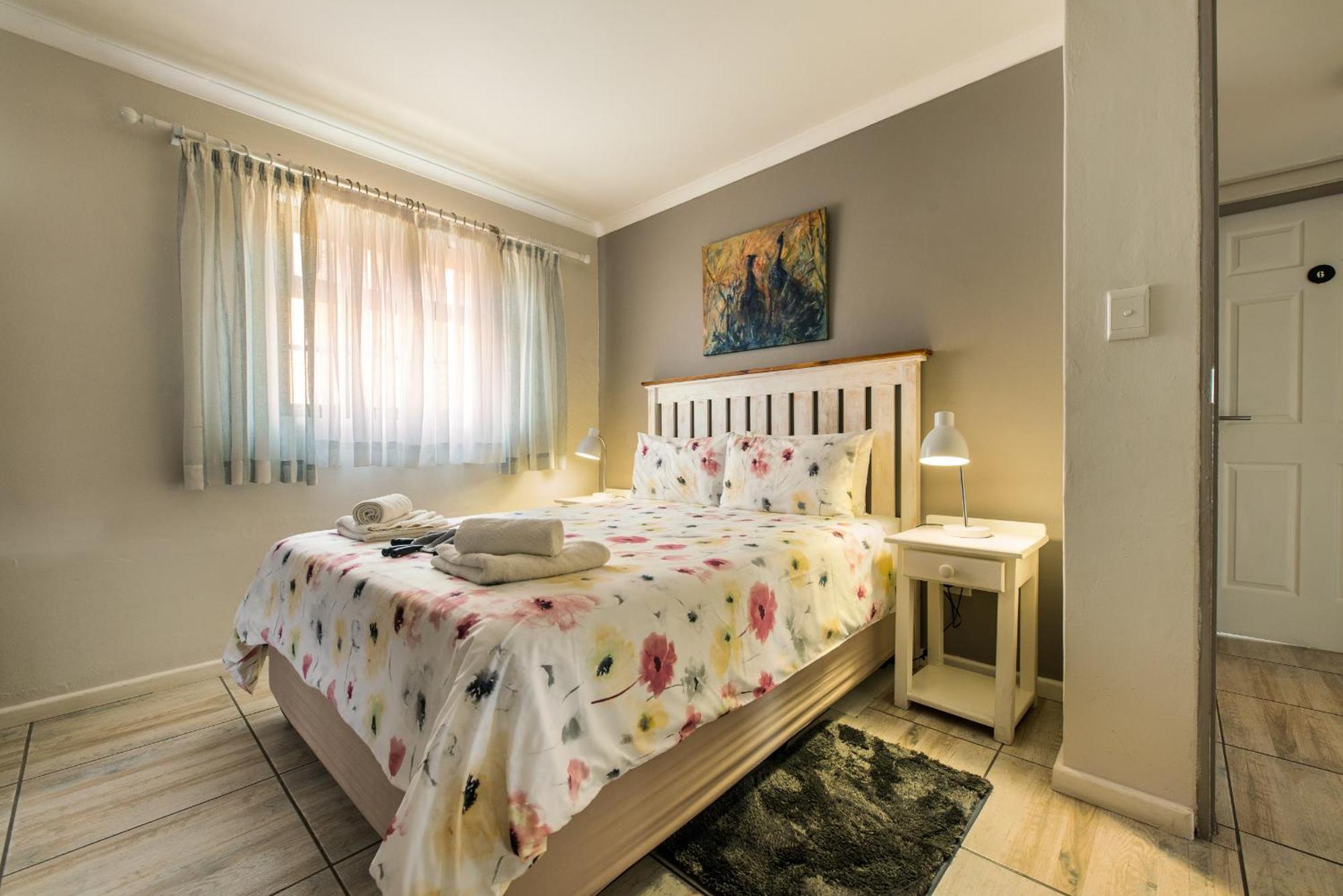 Guesthouse Fischreiher B&B Свакопмунд Экстерьер фото